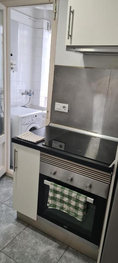 Habitaciones Camp Nou Apartment Οσπιταλέτ ντε Λιοβρεγάτ Εξωτερικό φωτογραφία